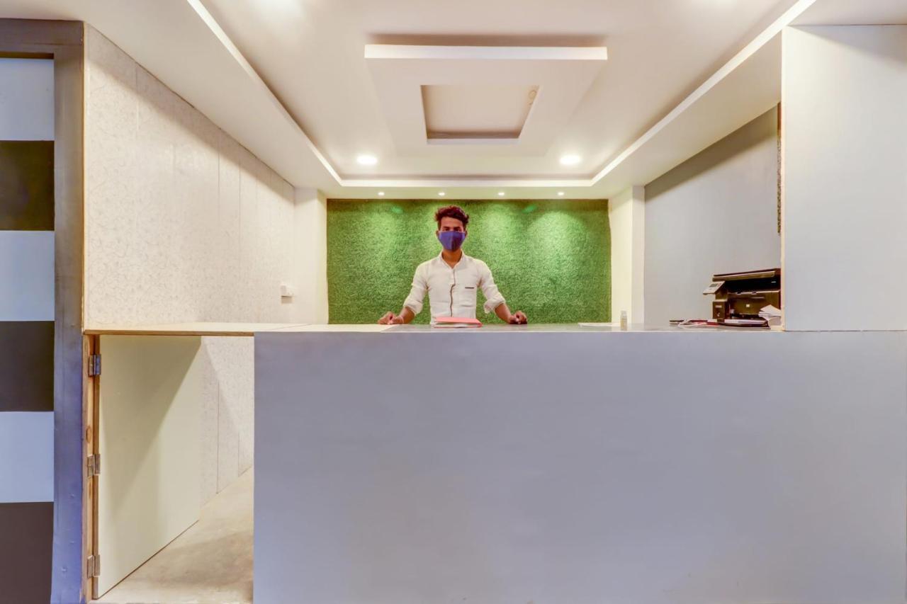 那格浦尔 Oyo 75739王冠旅馆酒店 外观 照片